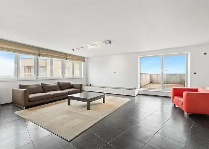 Luxury Penthouse In The Center Of T101 *